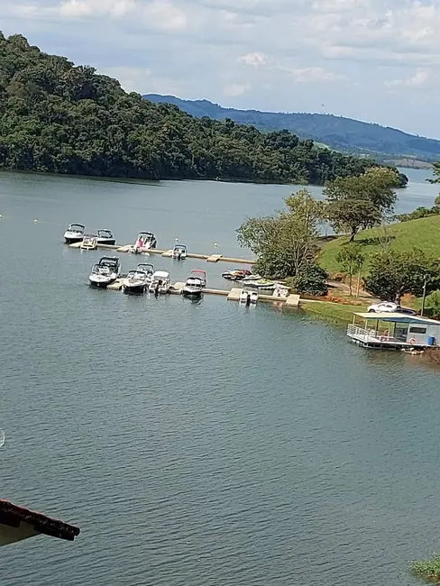 Foto 5 de Casa de Condomínio com 2 quartos à venda, 98m2 em Centro, Caconde - SP