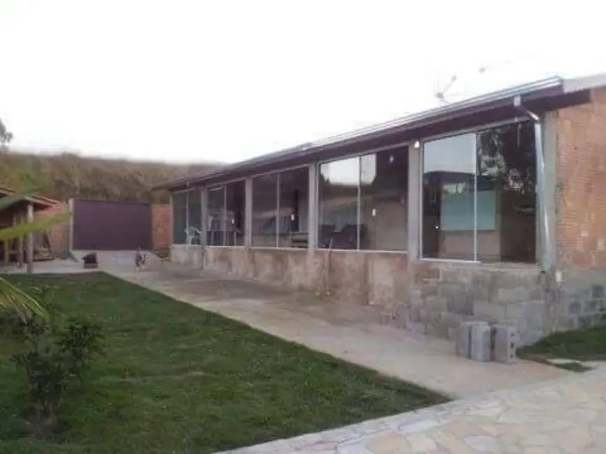 Foto 1 de Chácara com 2 quartos à venda, 1000m2 em Andradas - MG