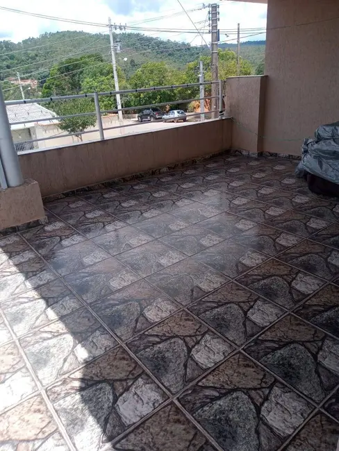 Casa com 3 quartos à venda, 173m2 em Conjunto Habitacional Pedro Afonso Junqueira, Pocos De Caldas - MG - imagem 5 Foto 5 de Casa com 3 quartos à venda, 173m2 em Conjunto Habitacional Pedro Afonso Junqueira, Pocos De Caldas - MG