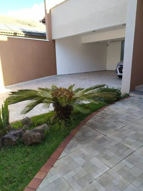 Casa com 4 quartos à venda, 626m2 em Jardim Europa, Pocos De Caldas - MG - imagem 7 Foto 7 de Casa com 4 quartos à venda, 626m2 em Jardim Europa, Pocos De Caldas - MG