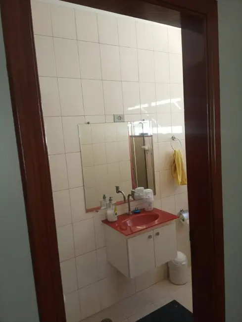 Casa com 3 quartos à venda, 157m2 em Jardim Quisisana, Pocos De Caldas - MG - imagem 9 Foto 9 de Casa com 3 quartos à venda, 157m2 em Jardim Quisisana, Pocos De Caldas - MG