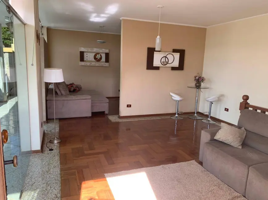 Casa com 3 quartos à venda, 300m2 em Vila Bela, Pocos De Caldas - MG - imagem 1 Foto 1 de Casa com 3 quartos à venda, 300m2 em Vila Bela, Pocos De Caldas - MG