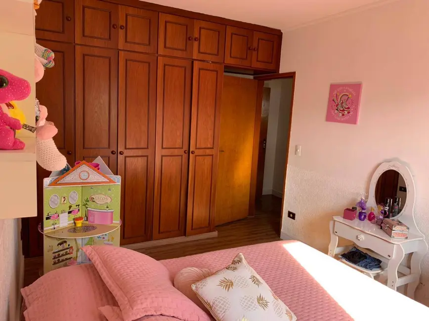 Casa com 3 quartos à venda, 300m2 em Vila Bela, Pocos De Caldas - MG - imagem 8 Foto 8 de Casa com 3 quartos à venda, 300m2 em Vila Bela, Pocos De Caldas - MG