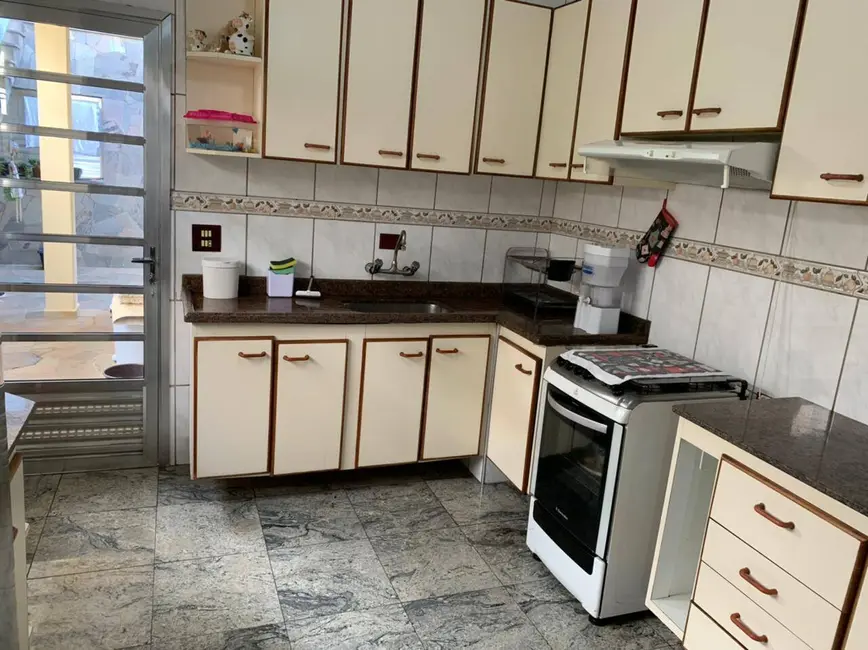 Casa com 3 quartos à venda, 300m2 em Vila Bela, Pocos De Caldas - MG - imagem 5 Foto 5 de Casa com 3 quartos à venda, 300m2 em Vila Bela, Pocos De Caldas - MG