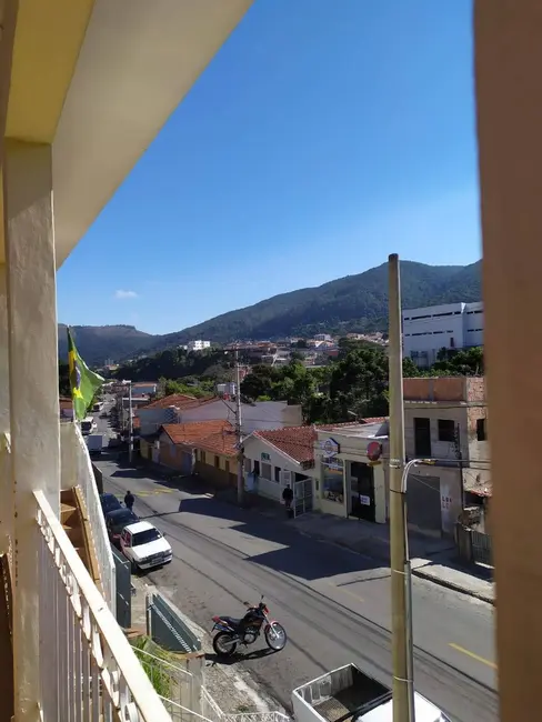 Foto 8 de Casa com 3 quartos à venda, 124m2 em Vila Nova, Pocos De Caldas - MG