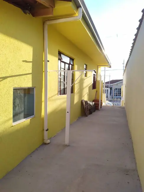 Casa com 2 quartos à venda, 250m2 em Parque Pinheiros, Pocos De Caldas - MG - imagem 2 Foto 2 de Casa com 2 quartos à venda, 250m2 em Parque Pinheiros, Pocos De Caldas - MG