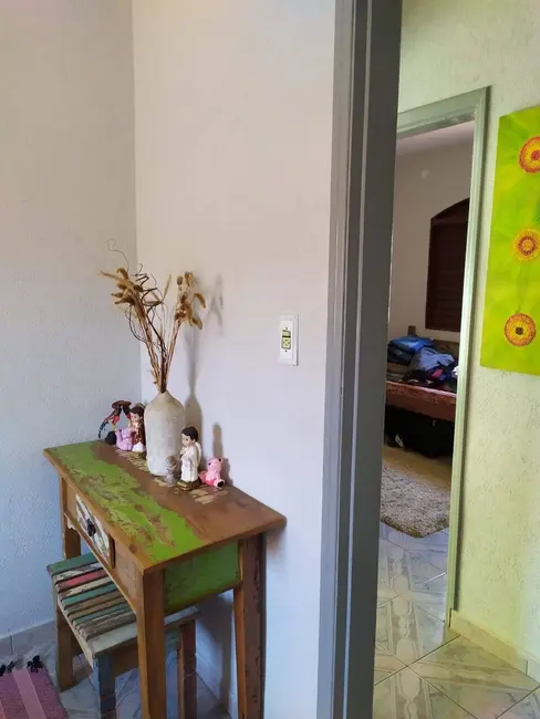 Casa com 2 quartos à venda, 250m2 em Parque Pinheiros, Pocos De Caldas - MG - imagem 8 Foto 8 de Casa com 2 quartos à venda, 250m2 em Parque Pinheiros, Pocos De Caldas - MG