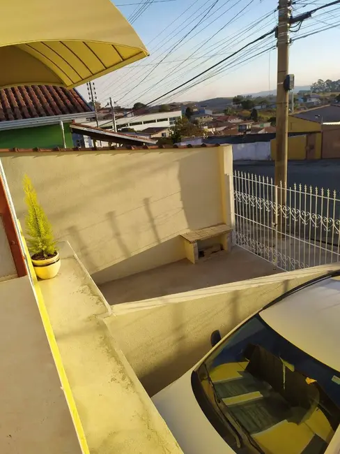 Casa com 2 quartos à venda, 250m2 em Parque Pinheiros, Pocos De Caldas - MG - imagem 3 Foto 3 de Casa com 2 quartos à venda, 250m2 em Parque Pinheiros, Pocos De Caldas - MG