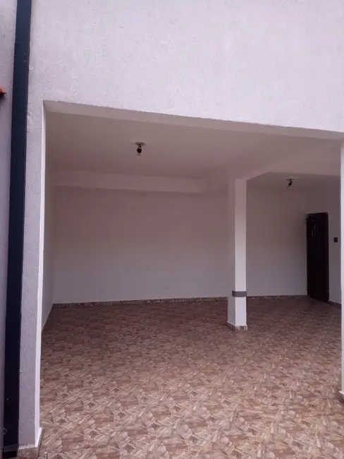 Casa com 2 quartos à venda, 160m2 em Residencial Santa Clara, Pocos De Caldas - MG - imagem 7 Foto 7 de Casa com 2 quartos à venda, 160m2 em Residencial Santa Clara, Pocos De Caldas - MG