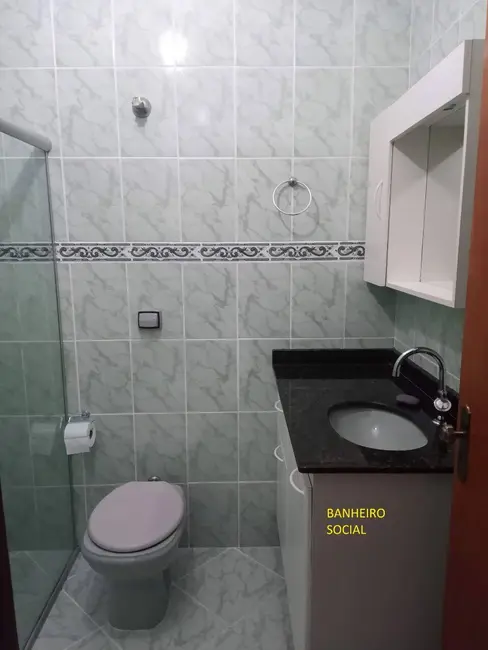 Casa com 2 quartos à venda, 160m2 em Residencial Santa Clara, Pocos De Caldas - MG - imagem 2 Foto 2 de Casa com 2 quartos à venda, 160m2 em Residencial Santa Clara, Pocos De Caldas - MG