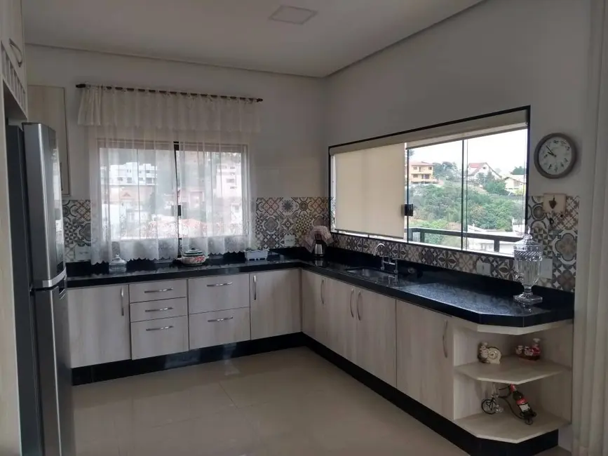 Foto 5 de Casa com 3 quartos à venda, 350m2 em Parque Vivaldi Leite Ribeiro, Pocos De Caldas - MG