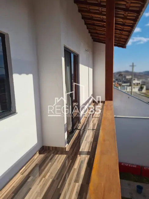 Foto 2 de Casa com 3 quartos à venda, 300m2 em Monte Verde II, Pocos De Caldas - MG