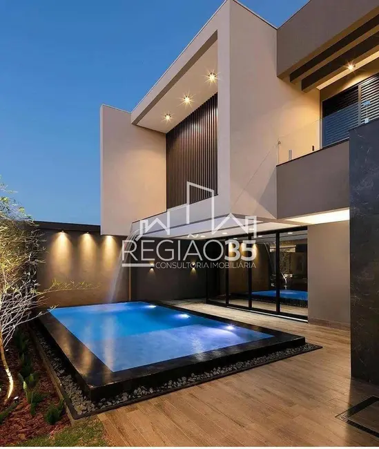 Foto 1 de Casa com 4 quartos à venda, 496m2 em Jardim Europa, Pocos De Caldas - MG