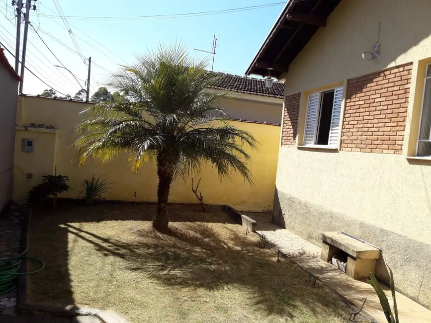 Casa com 3 quartos à venda, 88m2 em Parque Pinheiros, Pocos De Caldas - MG - imagem 1 Foto 1 de Casa com 3 quartos à venda, 88m2 em Parque Pinheiros, Pocos De Caldas - MG