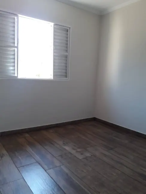 Casa com 3 quartos à venda, 88m2 em Parque Pinheiros, Pocos De Caldas - MG - imagem 6 Foto 6 de Casa com 3 quartos à venda, 88m2 em Parque Pinheiros, Pocos De Caldas - MG