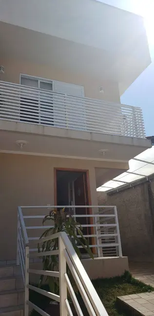 Casa com 3 quartos à venda, 130m2 em Residencial Greenville, Pocos De Caldas - MG - imagem 4 Foto 4 de Casa com 3 quartos à venda, 130m2 em Residencial Greenville, Pocos De Caldas - MG