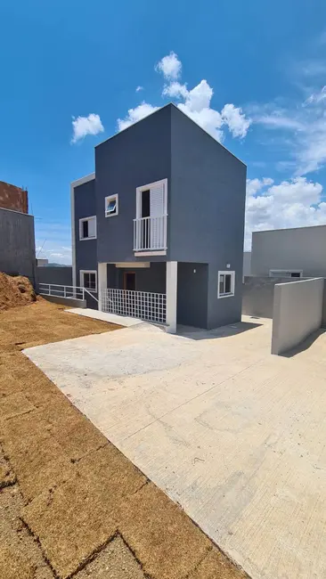 Foto 2 de Casa de Condomínio com 2 quartos à venda, 108m2 em Jardim Vitória IV, Pocos De Caldas - MG