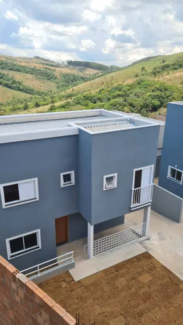 Foto 5 de Casa de Condomínio com 2 quartos à venda, 108m2 em Jardim Vitória IV, Pocos De Caldas - MG