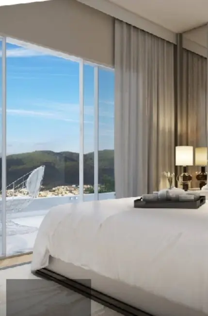 Foto 5 de Casa de Condomínio com 3 quartos à venda, 180m2 em Jardim Vitória V, Pocos De Caldas - MG