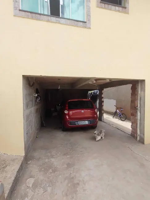 Casa com 2 quartos à venda, 110m2 em Jardim Itamaraty V, Pocos De Caldas - MG - imagem 5 Foto 5 de Casa com 2 quartos à venda, 110m2 em Jardim Itamaraty V, Pocos De Caldas - MG