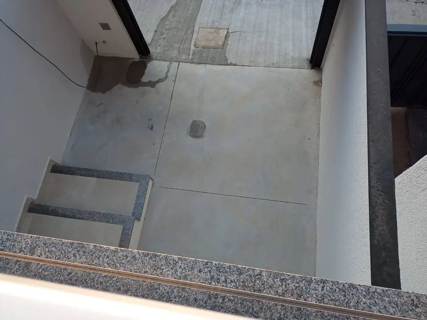 Casa com 3 quartos à venda, 116m2 em Loteamento Campo das Aroeiras, Pocos De Caldas - MG - imagem 8 Foto 8 de Casa com 3 quartos à venda, 116m2 em Loteamento Campo das Aroeiras, Pocos De Caldas - MG