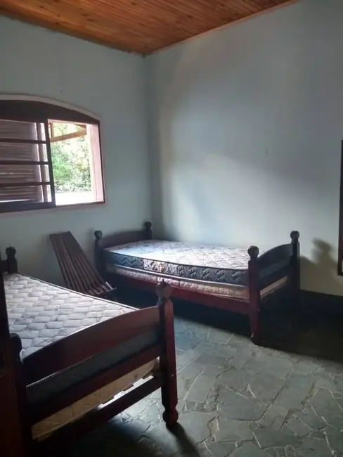 Chácara com 2 quartos à venda, 800m2 em Caldas - MG - imagem 5 Foto 5 de Chácara com 2 quartos à venda, 800m2 em Caldas - MG