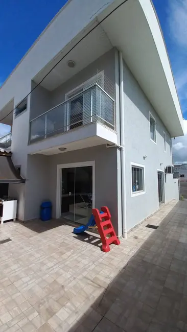 Casa com 3 quartos à venda, 280m2 em Chácara dos Cravos, Pocos De Caldas - MG - imagem 3 Foto 3 de Casa com 3 quartos à venda, 280m2 em Chácara dos Cravos, Pocos De Caldas - MG