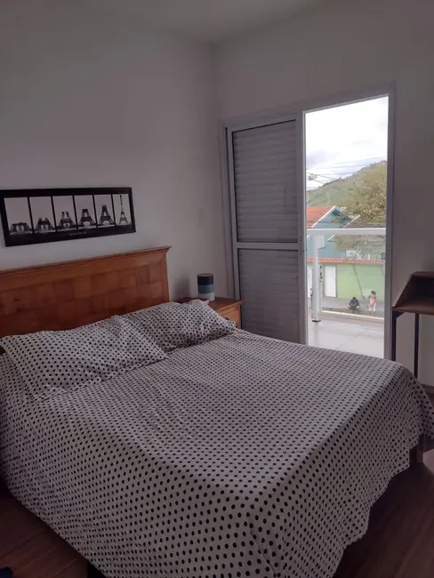 Casa com 3 quartos à venda, 158m2 em Jardim Ipê, Pocos De Caldas - MG - imagem 7 Foto 7 de Casa com 3 quartos à venda, 158m2 em Jardim Ipê, Pocos De Caldas - MG