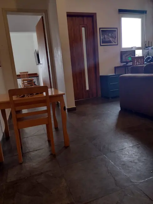 Casa com 3 quartos à venda, 158m2 em Jardim Ipê, Pocos De Caldas - MG - imagem 5 Foto 5 de Casa com 3 quartos à venda, 158m2 em Jardim Ipê, Pocos De Caldas - MG