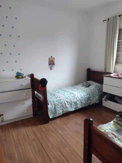 Casa com 3 quartos à venda, 158m2 em Jardim Ipê, Pocos De Caldas - MG - imagem 2 Foto 2 de Casa com 3 quartos à venda, 158m2 em Jardim Ipê, Pocos De Caldas - MG