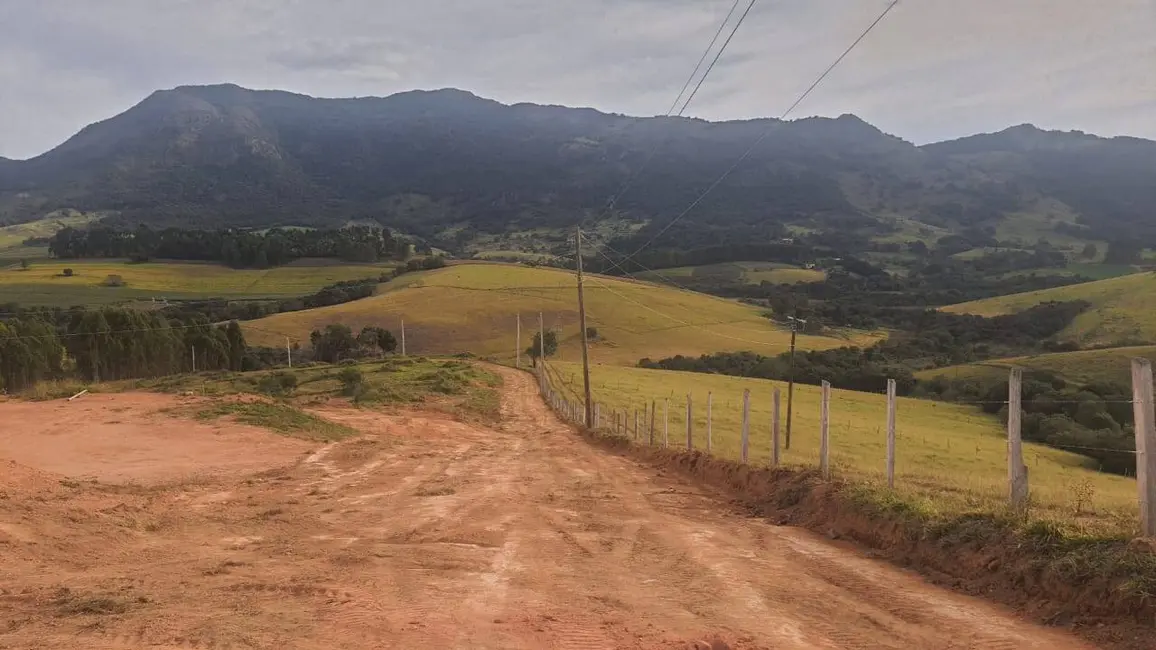 Foto 19 de Chácara à venda, 500m2 em Centro, Caldas - MG