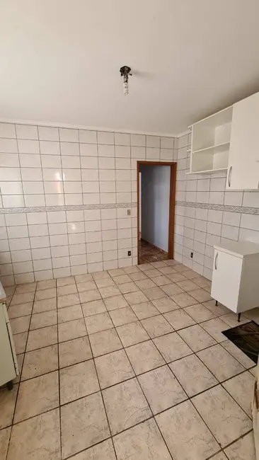 Apartamento com 2 quartos para alugar, 75m2 em Santa Lúcia, Pocos De Caldas - MG - imagem 9 Foto 9 de Apartamento com 2 quartos para alugar, 75m2 em Santa Lúcia, Pocos De Caldas - MG