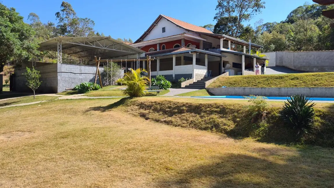 Foto 1 de Chácara com 3 quartos à venda, 2500m2 em Área Rural de Poços de Caldas, Pocos De Caldas - MG