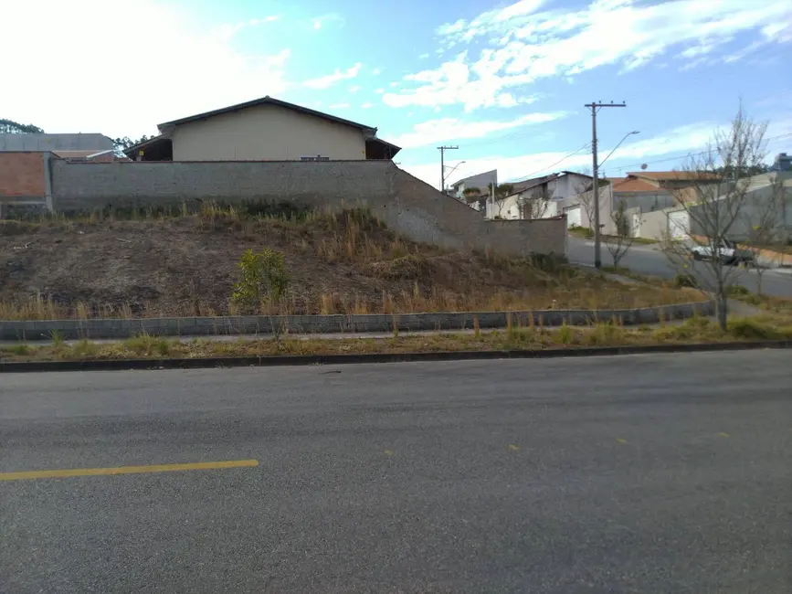 Foto 3 de Terreno / Lote à venda, 374m2 em Loteamento Residencial Tiradentes, Pocos De Caldas - MG