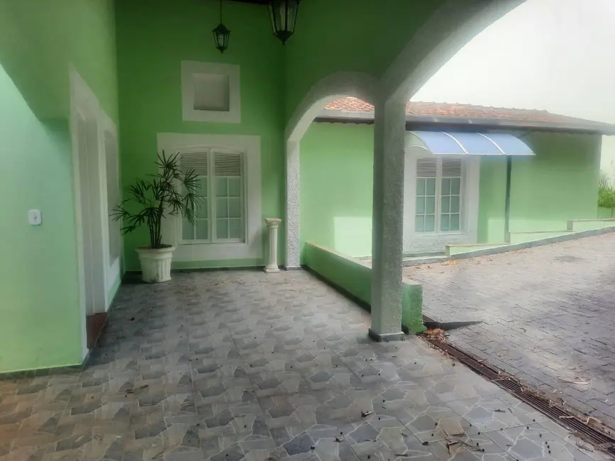 Casa com 3 quartos à venda, 1300m2 em Chácara São Francisco, Pocos De Caldas - MG - imagem 4 Foto 4 de Casa com 3 quartos à venda, 1300m2 em Chácara São Francisco, Pocos De Caldas - MG