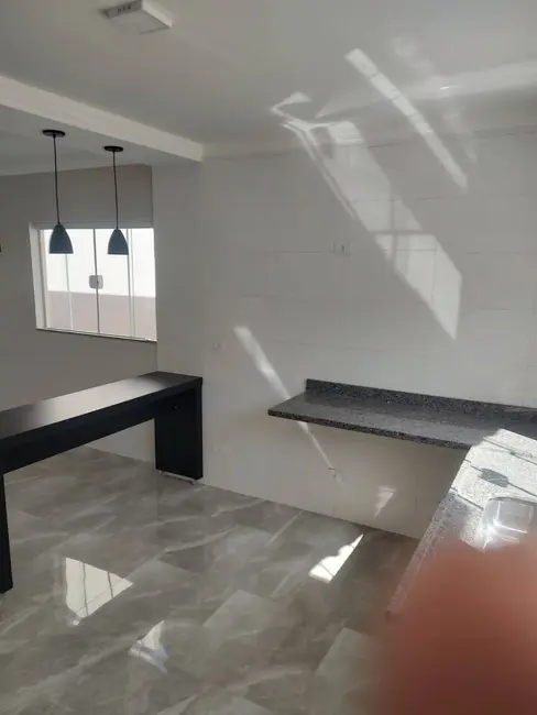 Casa com 3 quartos à venda, 145m2 em Loteamento Residencial Tiradentes, Pocos De Caldas - MG - imagem 3 Foto 3 de Casa com 3 quartos à venda, 145m2 em Loteamento Residencial Tiradentes, Pocos De Caldas - MG