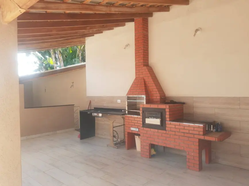 Casa com 3 quartos à venda, 350m2 em Chácara Praia do Sol, Pocos De Caldas - MG - imagem 5 Foto 5 de Casa com 3 quartos à venda, 350m2 em Chácara Praia do Sol, Pocos De Caldas - MG