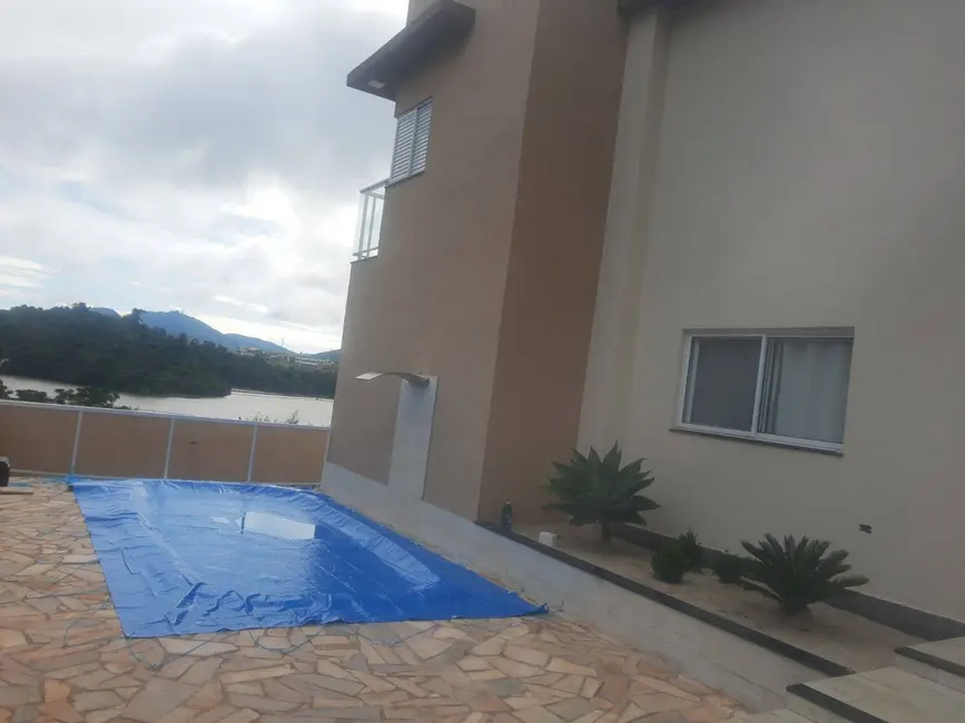 Casa com 3 quartos à venda, 350m2 em Chácara Praia do Sol, Pocos De Caldas - MG - imagem 3 Foto 3 de Casa com 3 quartos à venda, 350m2 em Chácara Praia do Sol, Pocos De Caldas - MG