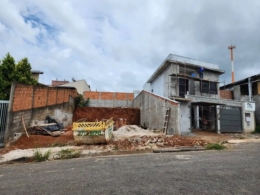 Casa com 3 quartos à venda, 150m2 em Jardim dos Manacás, Pocos De Caldas - MG - imagem 6 Foto 6 de Casa com 3 quartos à venda, 150m2 em Jardim dos Manacás, Pocos De Caldas - MG