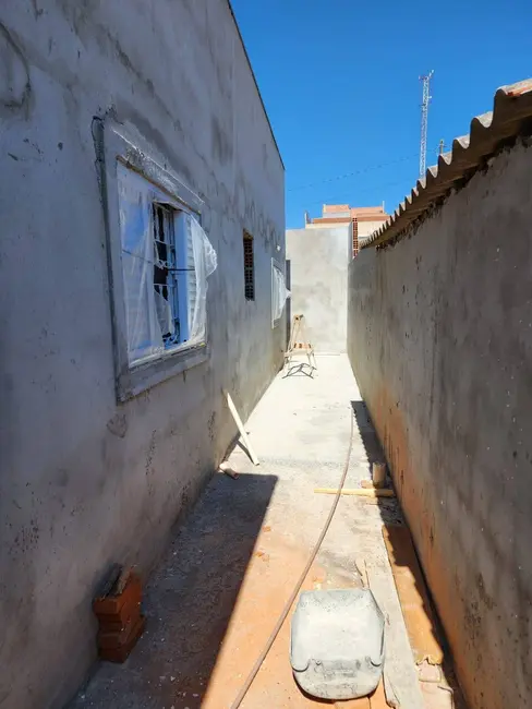 Casa com 3 quartos à venda, 150m2 em Jardim dos Manacás, Pocos De Caldas - MG - imagem 5 Foto 5 de Casa com 3 quartos à venda, 150m2 em Jardim dos Manacás, Pocos De Caldas - MG