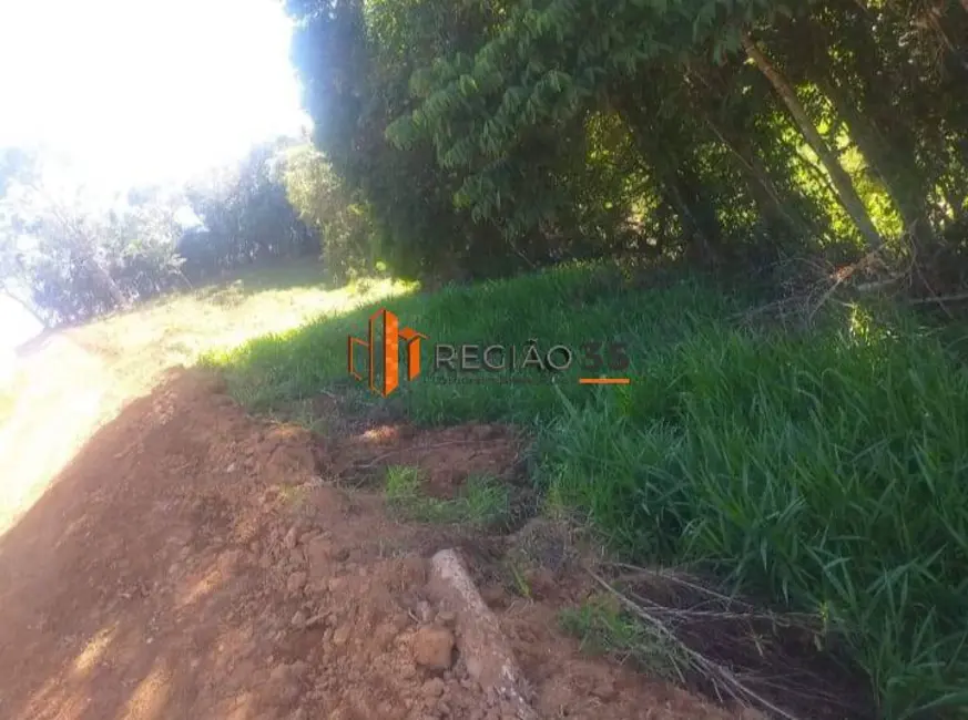Foto 2 de Terreno / Lote à venda, 1500m2 em Caldas - MG