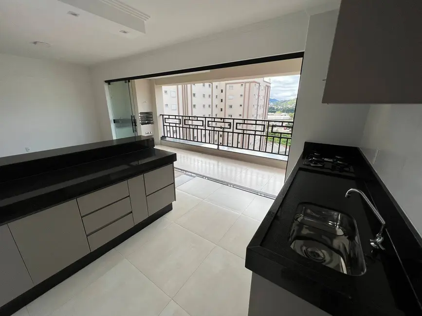Apartamento à venda, 136m2 em Jardim Elvira Dias, Pocos De Caldas - MG - imagem 6 Foto 6 de Apartamento à venda, 136m2 em Jardim Elvira Dias, Pocos De Caldas - MG