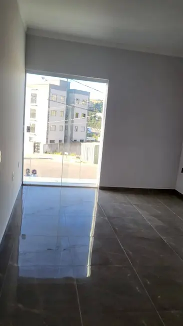 Casa com 3 quartos à venda, 120m2 em Pocos De Caldas - MG - imagem 3 Foto 3 de Casa com 3 quartos à venda, 120m2 em Pocos De Caldas - MG