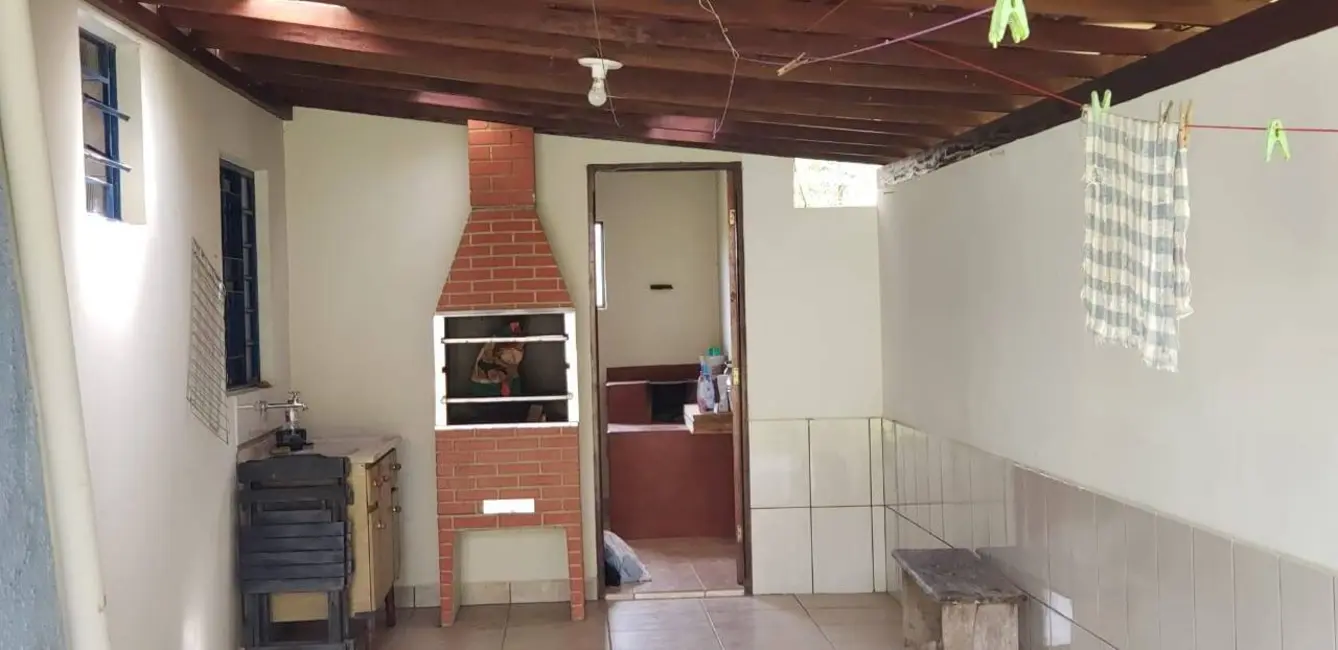 Chácara com 2 quartos à venda, 1120m2 em Caldas - MG - imagem 3 Foto 3 de Chácara com 2 quartos à venda, 1120m2 em Caldas - MG