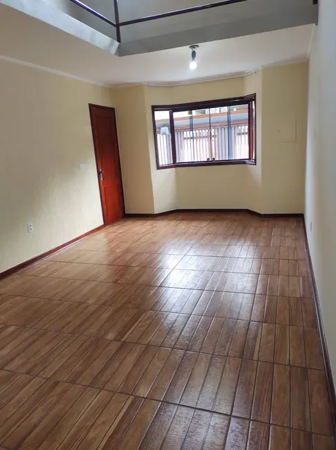 Foto 3 de Casa com 3 quartos à venda, 250m2 em Jardim Ipê, Pocos De Caldas - MG