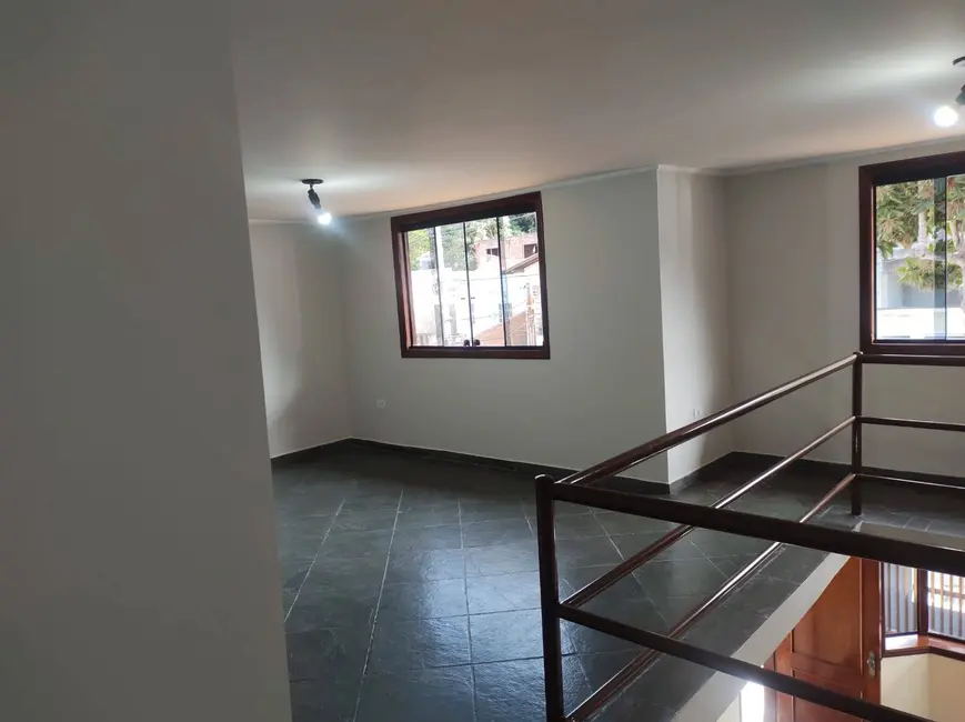 Foto 5 de Casa com 3 quartos à venda, 250m2 em Jardim Ipê, Pocos De Caldas - MG