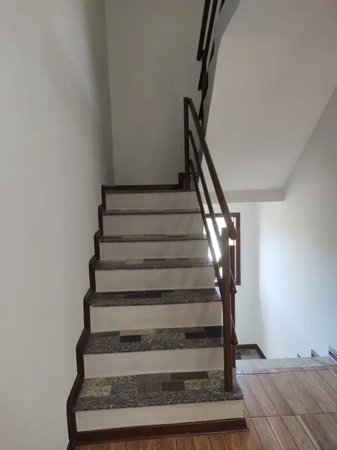 Foto 4 de Casa com 3 quartos à venda, 250m2 em Jardim Ipê, Pocos De Caldas - MG