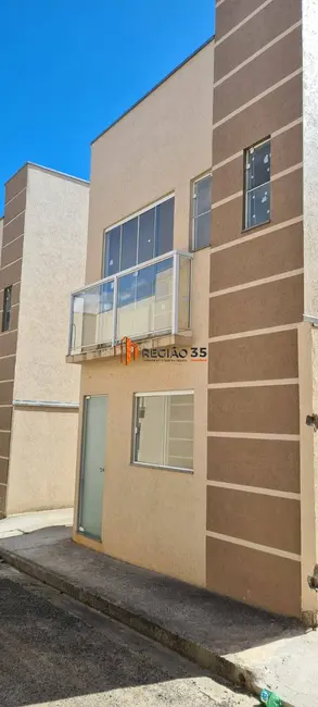 Foto 2 de Casa de Condomínio com 2 quartos à venda, 68m2 em Estância Poços de Caldas, Pocos De Caldas - MG