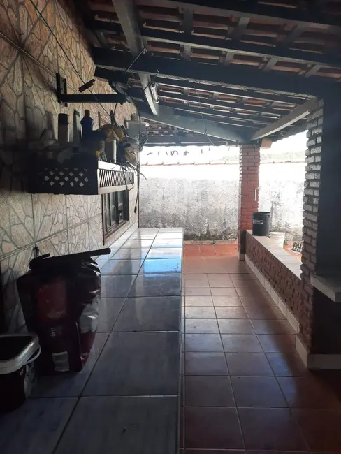 Casa com 5 quartos à venda, 240m2 em Conjunto Habitacional Pedro Afonso Junqueira, Pocos De Caldas - MG - imagem 8 Foto 8 de Casa com 5 quartos à venda, 240m2 em Conjunto Habitacional Pedro Afonso Junqueira, Pocos De Caldas - MG