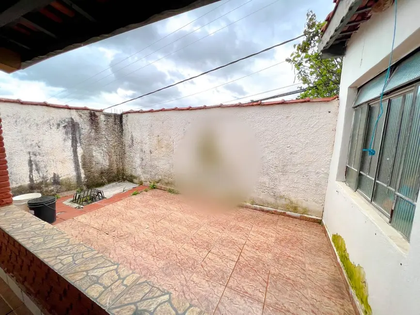 Casa com 5 quartos à venda, 240m2 em Conjunto Habitacional Pedro Afonso Junqueira, Pocos De Caldas - MG - imagem 6 Foto 6 de Casa com 5 quartos à venda, 240m2 em Conjunto Habitacional Pedro Afonso Junqueira, Pocos De Caldas - MG